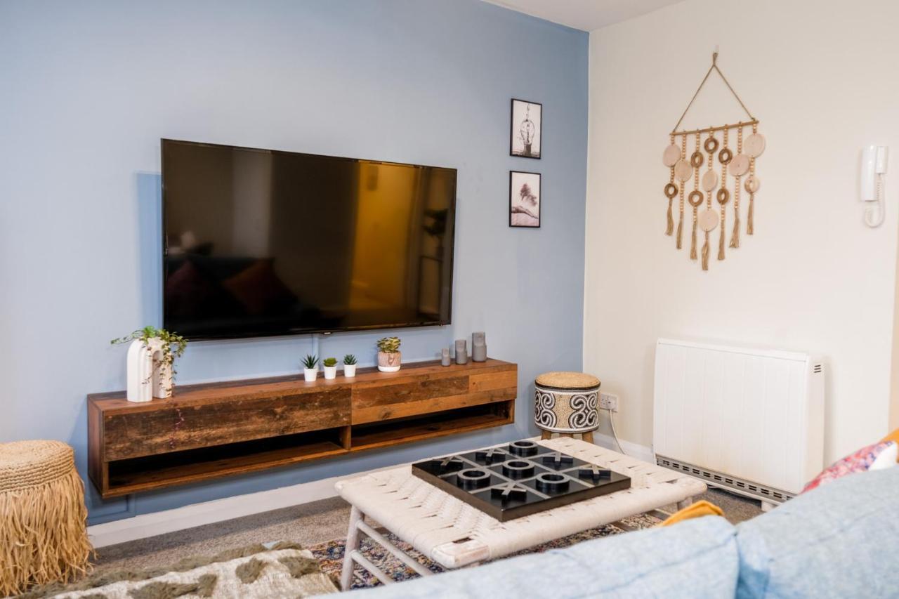 Spacious Apartment - Double And Sofa Bed - Wonderful Pavilion Views 布赖顿 外观 照片
